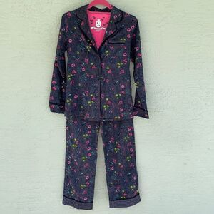 University Of Couture 2 Piece Pajamas Sz XS NWOT